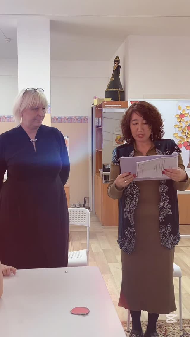 Инклюзияны қолдау кабинетінде «Ізгілік пен сыпайылық» тақырыбында топтық сабақ өтті, оны инклюзияны қолдау кабинетінің дефектологы мен логопеді – Гузий Г. М. және Ержебаева А. М. жүргізді.