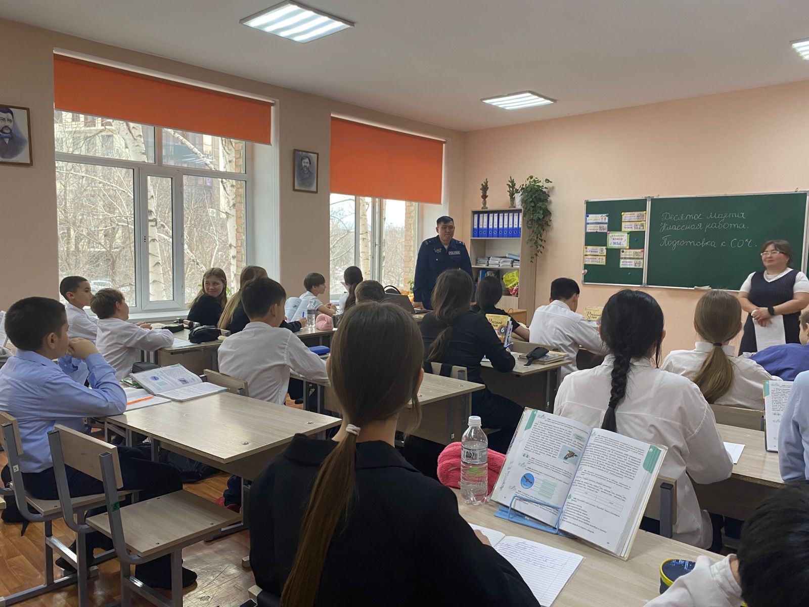 2026 жылғы 10 наурызда Ертіс ПБ кәмелетке толмағандардың істері жөніндегі учаскелік полиция инспекторы, полиция майоры К.К. Утепбаев 6,7 сынып оқушыларымен жасөспірімдер арасындағы агрессия мен зорлық-зомбылық үшін жауапкершілік және буллинг
