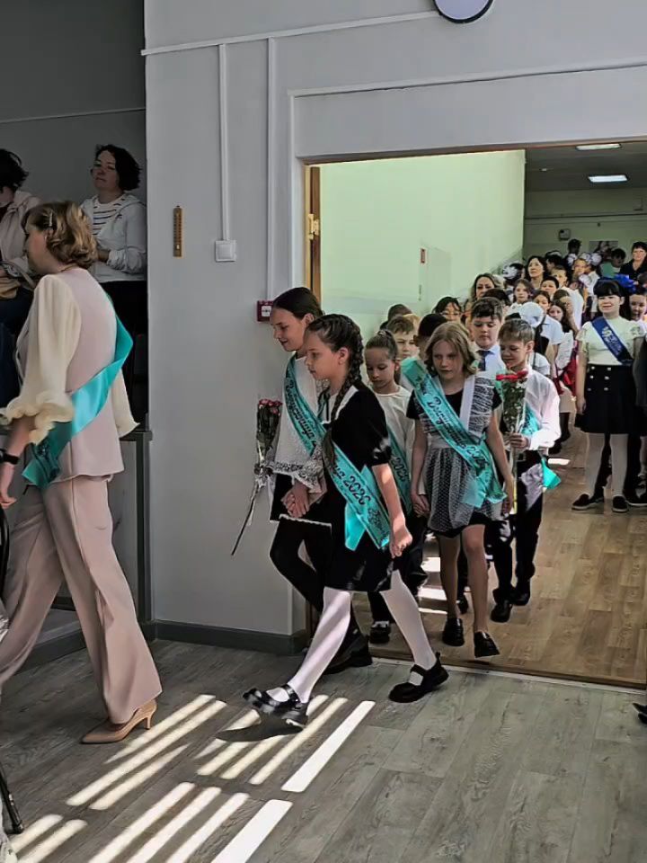 🎓 4-сыныптар параллелінің бітіру кеші атты тамаша мереке өтті. ✨